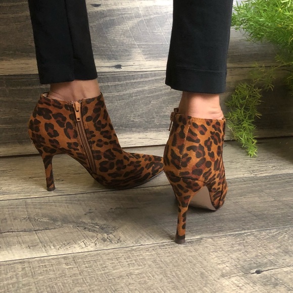 LAST1🌸Vegan Leopard Animal Print Heel Booties - Picture 6 of 8